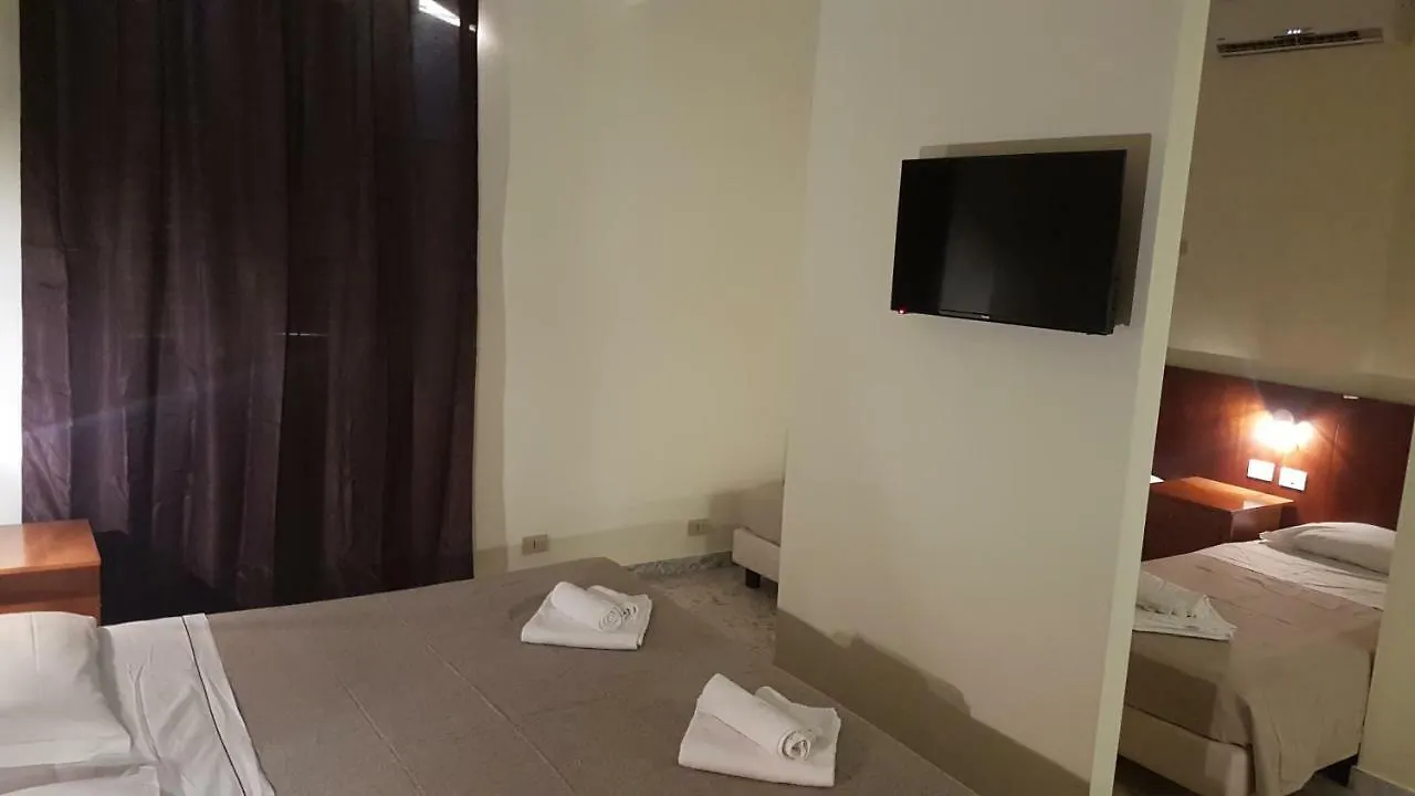 Domus Ferraro Guest House Rome