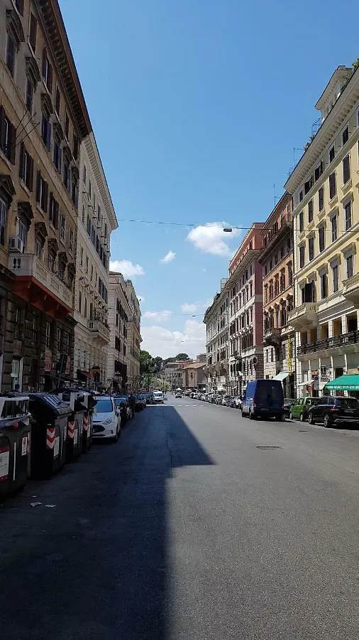 Domus Ferraro Guest House Rome