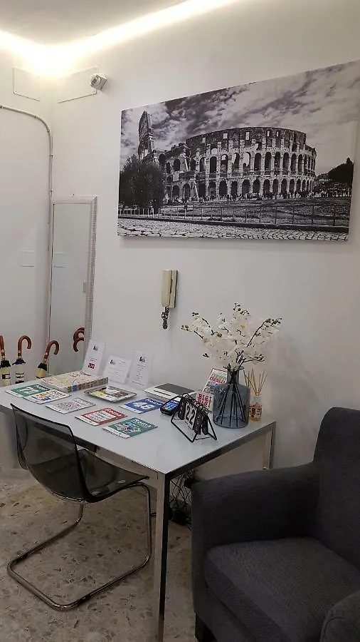 Domus Ferraro Guest House Rome 2*,