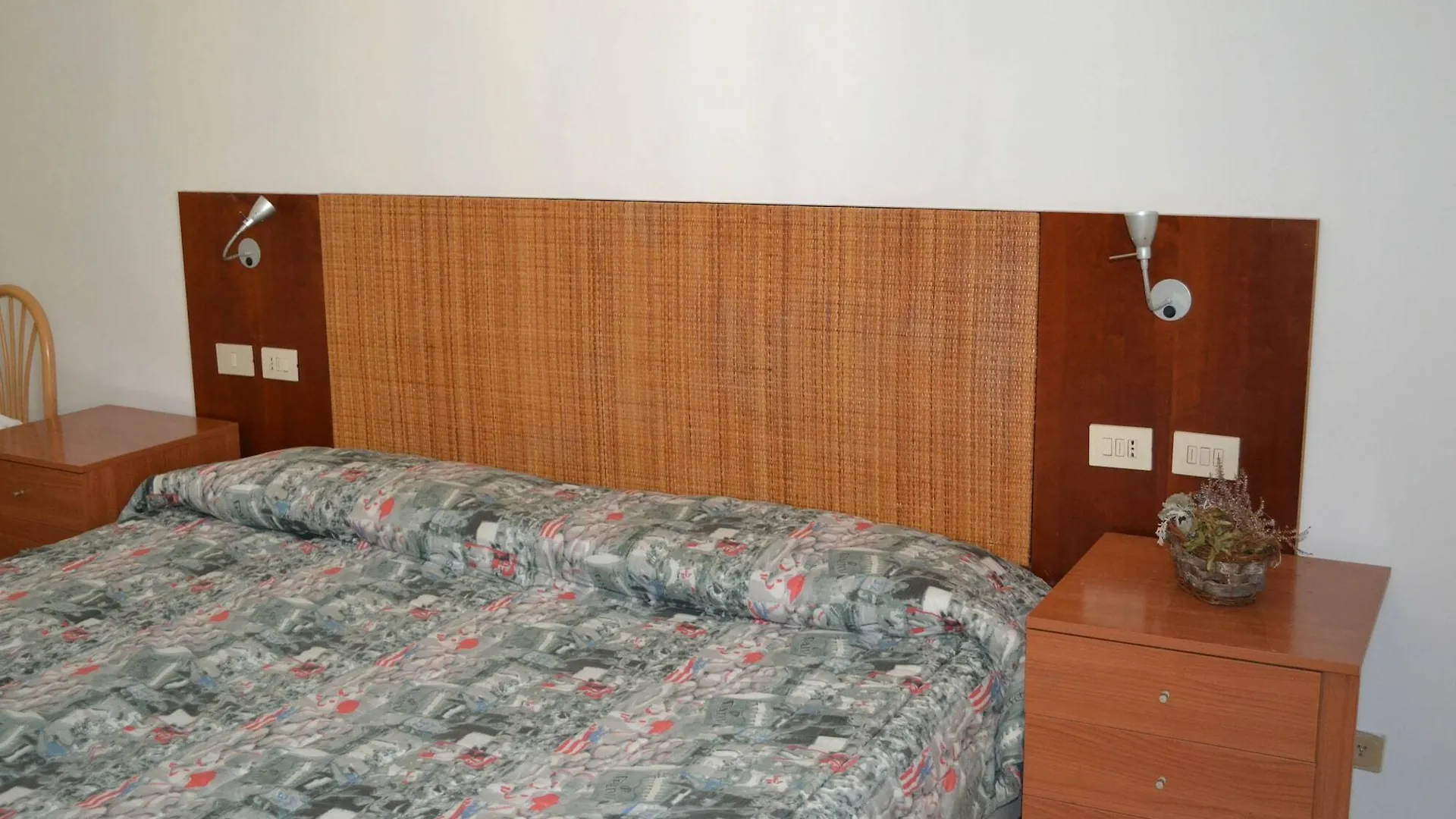 Domus Ferraro Guest House Rome