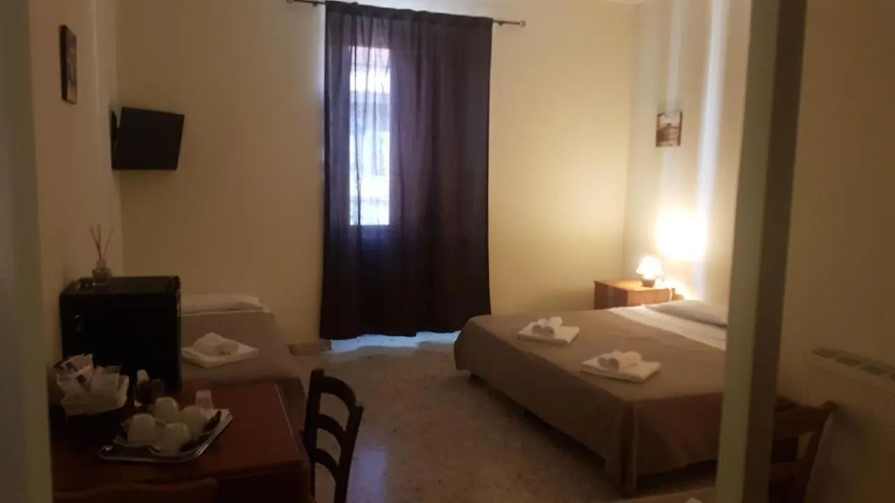 Domus Ferraro Guest House Rome