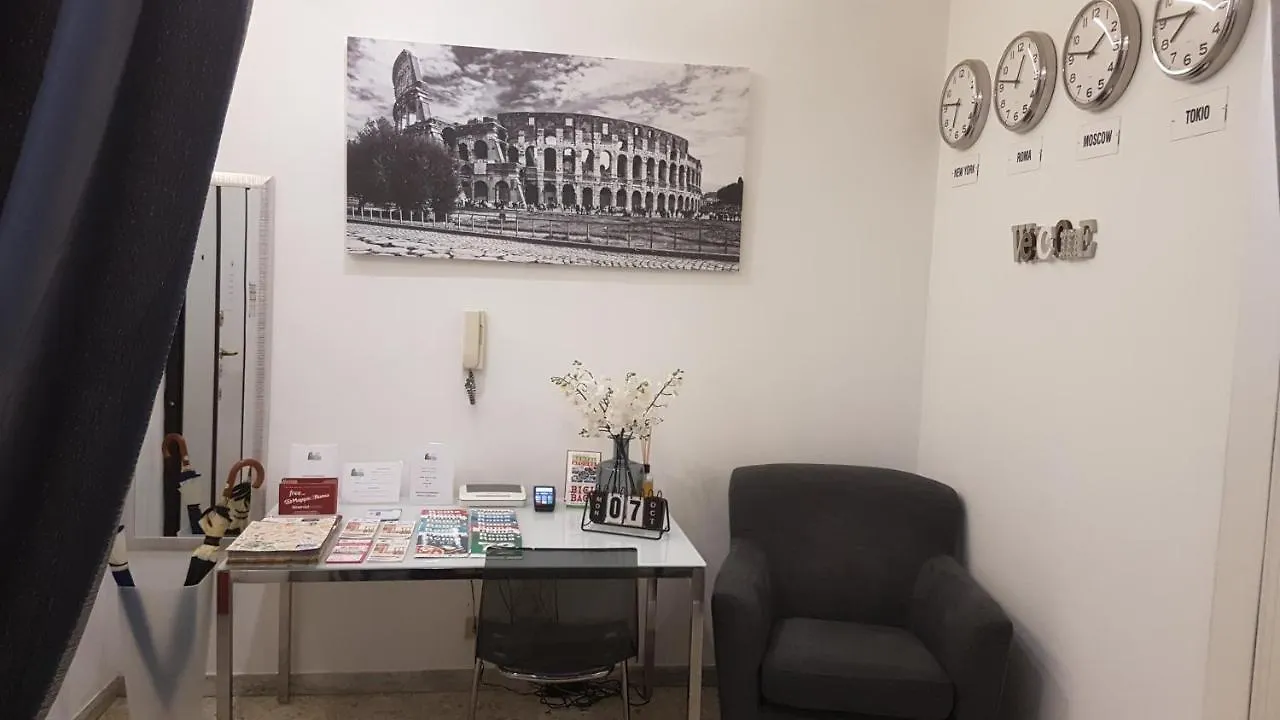 Domus Ferraro Guest House Rome 2*,