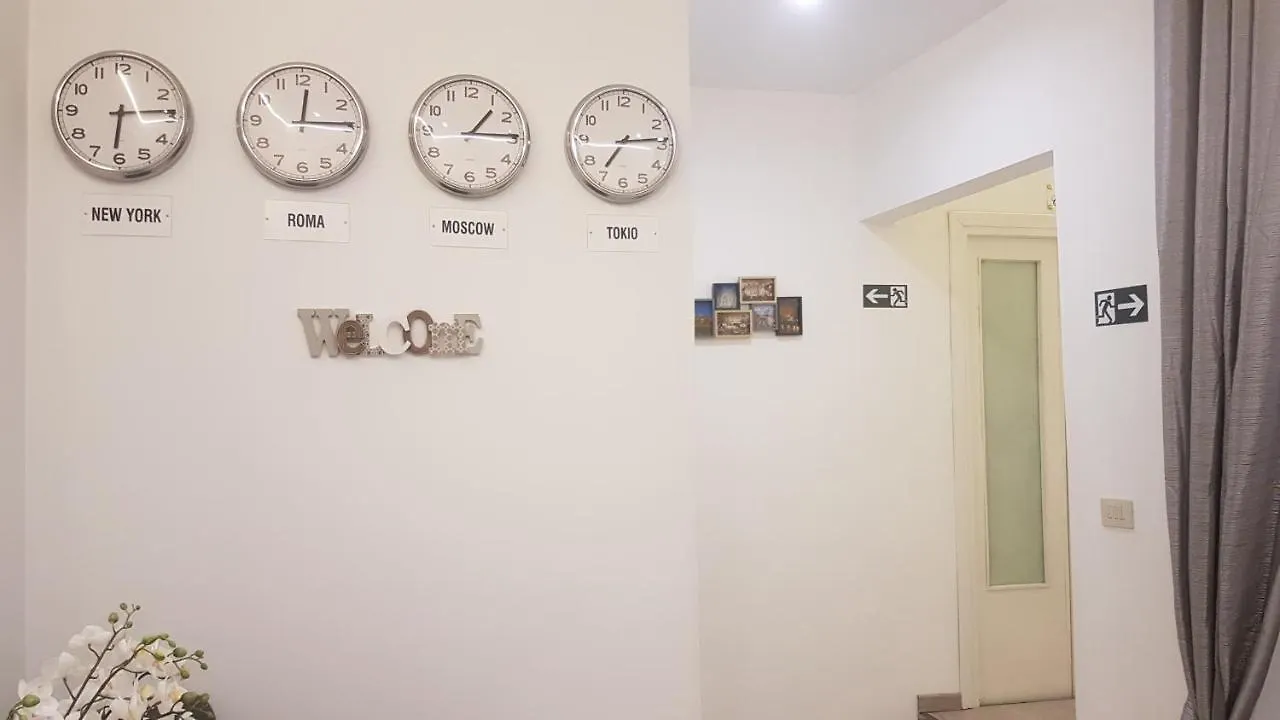 Domus Ferraro Guest House Rome 2*,  Italy