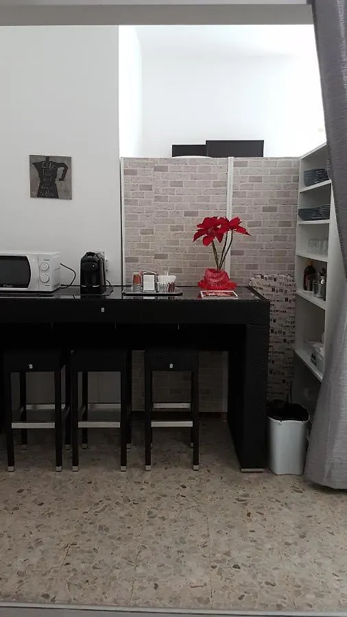Domus Ferraro Guest House Rome Italy